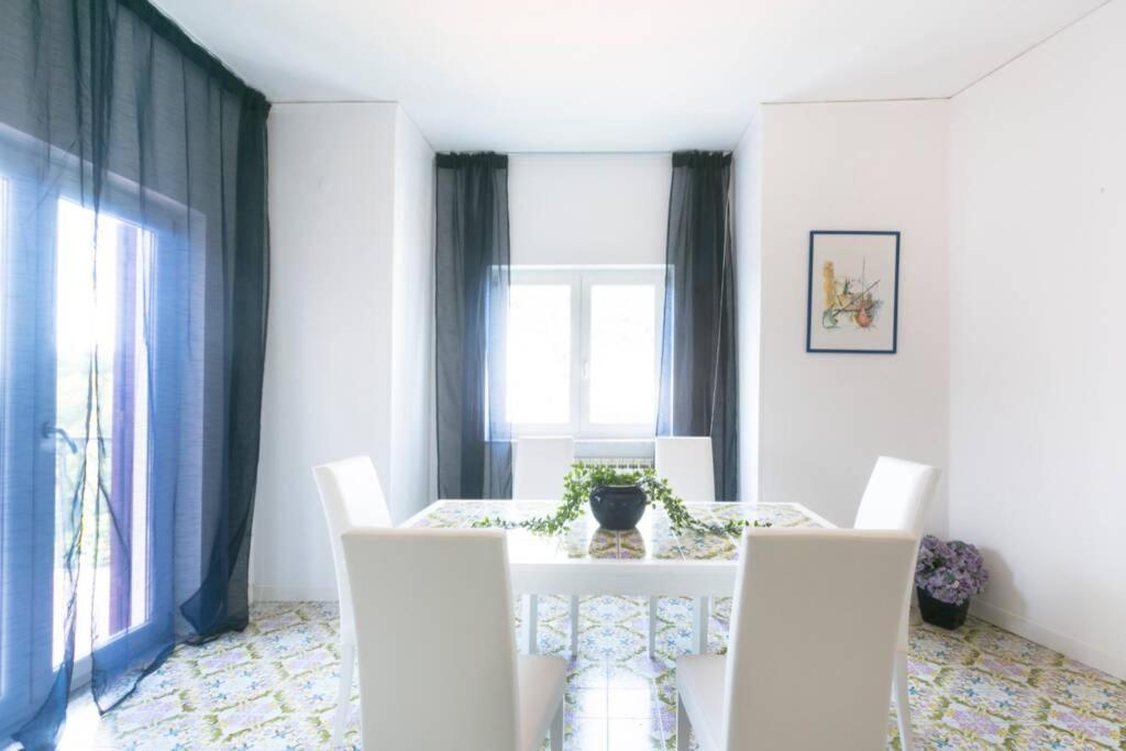 Cozy Sorrento Apartment Екстер'єр фото